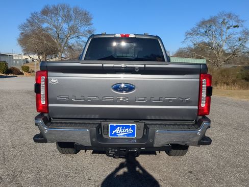 New 2026 Ford F250 Lariat w/ Lariat Premium Package AWD/4WD image 4