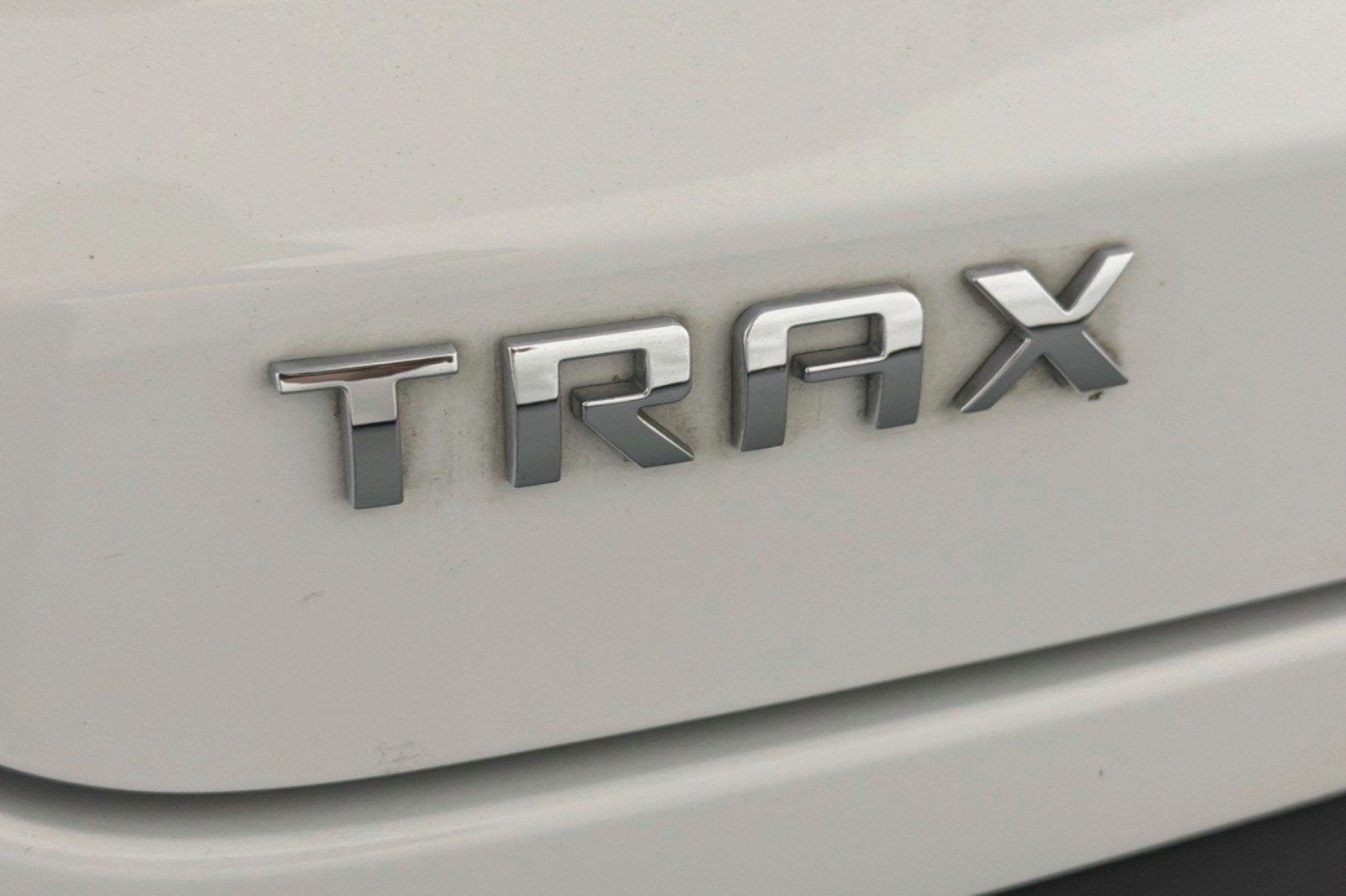 Used 2024 Chevrolet Trax ACTIV w/ Sunroof Package FWD image 8
