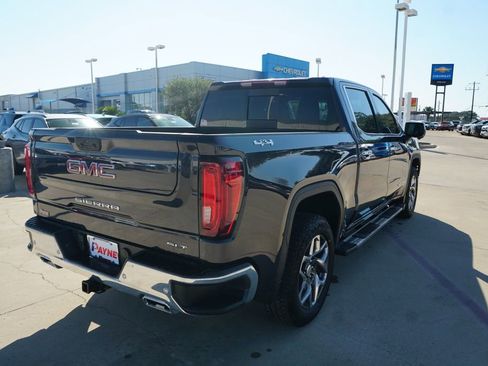 New 2025 GMC Sierra 1500 SLT w/ SLT Premium Plus Package image 7