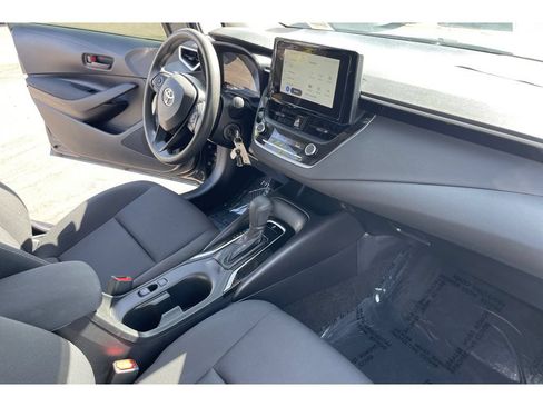 Used 2023 Toyota Corolla LE FWD image 18