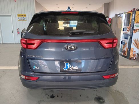 Used 2018 Kia Sportage LX w/ LX Popular Package image 8