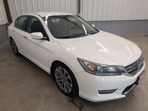 Used 2013 Honda Accord Sport image 11