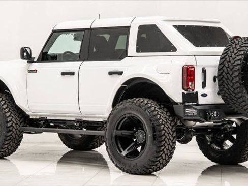 Used 2024 Ford Bronco Big Bend image 9