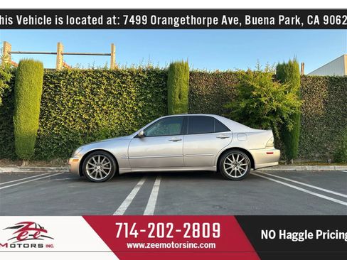 Used 2004 Lexus IS 300 image 11