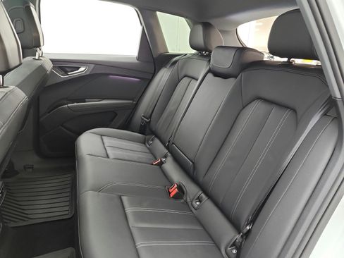 Used 2024 Audi Q4 e-tron Premium Plus w/ Premium Plus AWD/4WD image 15