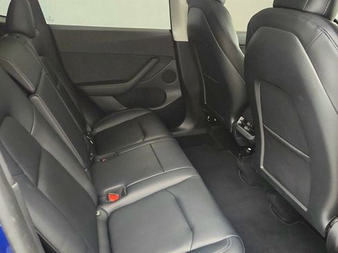 Used 2022 Tesla Model Y Performance image 27