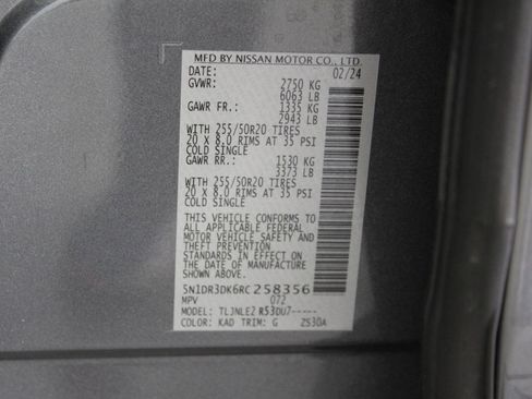 Used 2024 Nissan Pathfinder Platinum image 21