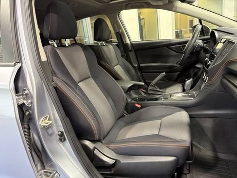 Certified 2021 Subaru Crosstrek 2.0i Premium w/ Moonroof Package AWD/4WD image 14