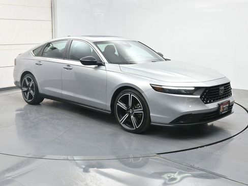 Used 2024 Honda Accord Sport image 29