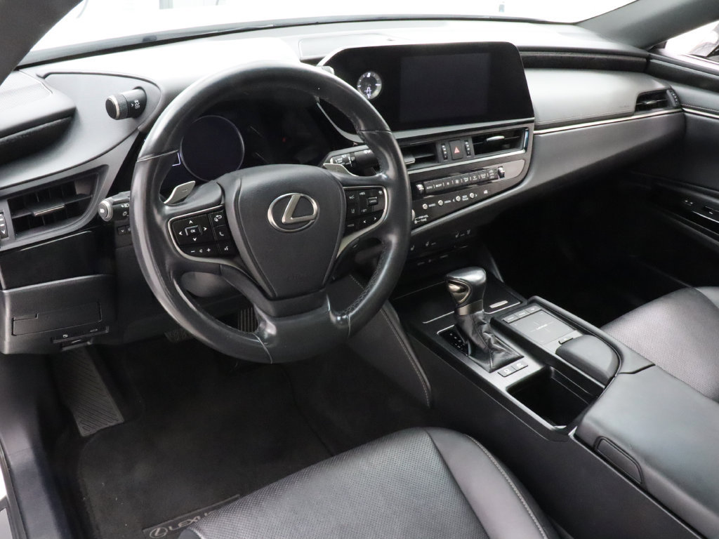 Used 2022 Lexus ES 300h w/ Premium Package FWD image 12