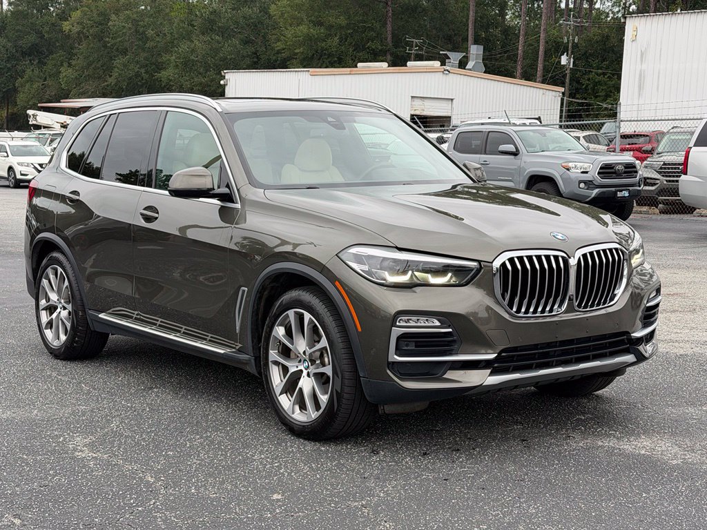 Used 2021 BMW X5 xDrive40i w/ Premium Package AWD/4WD image 9