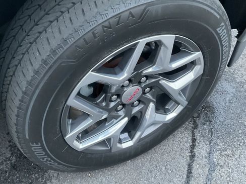 Used 2018 GMC Sierra 1500 SLT image 12