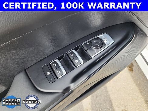 Used 2023 Kia K5 GT-Line image 11