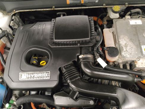 Used 2018 Ford Fusion SE w/ Equipment Group 602A image 30