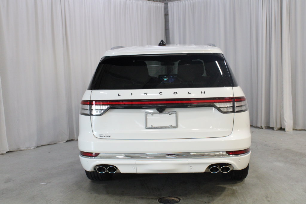 New 2027 Lincoln Aviator Black Label w/ Dynamic Handling Package AWD/4WD image 24