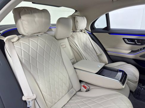 Used 2022 Mercedes-Benz S 580 4MATIC Sedan image 49