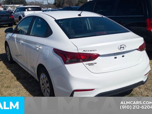 Used 2021 Hyundai Accent SE image 21