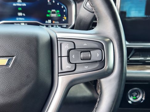 Used 2023 Chevrolet Silverado 1500 LT AWD/4WD image 16
