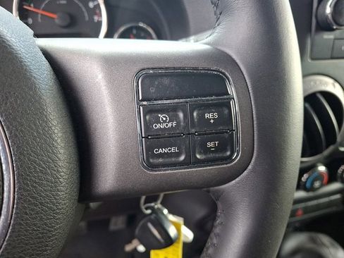 Used 2016 Jeep Wrangler Sport image 20