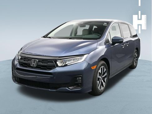Used 2026 Honda Odyssey EX-L image 2