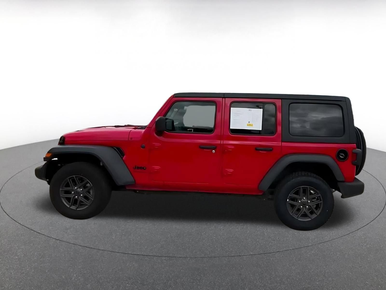 Used 2025 Jeep Wrangler Unlimited Sport AWD/4WD image 3