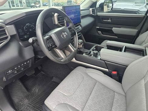 Used 2024 Toyota Tundra Limited w/ Power Package AWD/4WD image 20