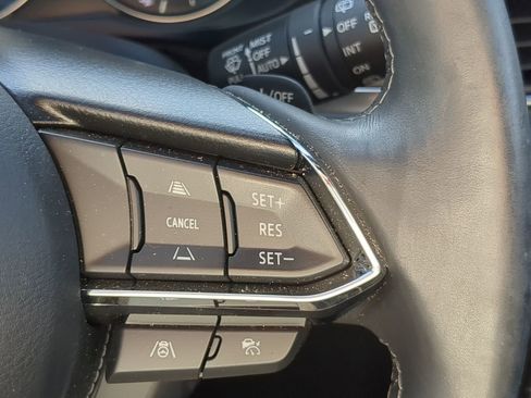 Used 2022 MAZDA CX-5 Signature image 25