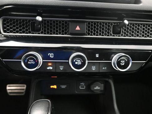 Used 2022 Honda Civic Sport image 14