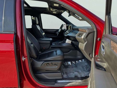 Used 2023 Chevrolet Tahoe Z71 w/ Luxury Package image 48