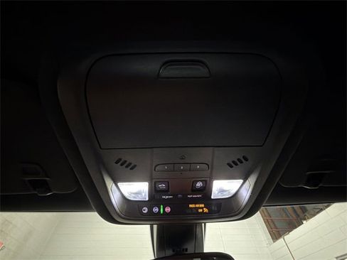 Certified 2021 Chevrolet Blazer RS w/ Enhanced Convenience Package image 22