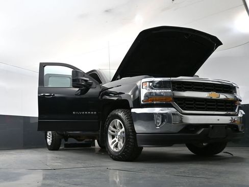 Used 2018 Chevrolet Silverado 1500 LT w/ All Star Edition AWD/4WD image 25