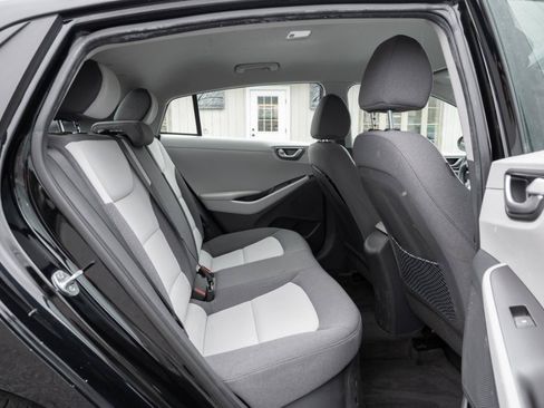 Used 2020 Hyundai Ioniq Blue FWD image 27