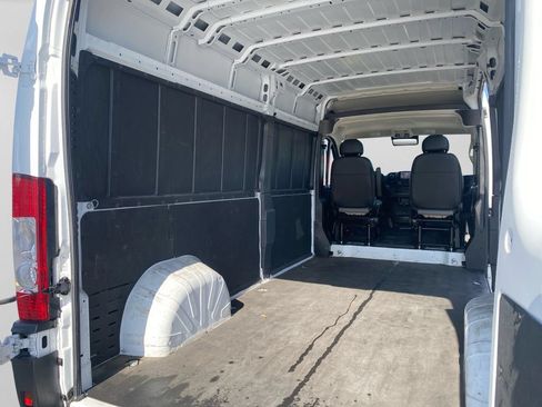 Used 2023 RAM ProMaster 2500 FWD image 29