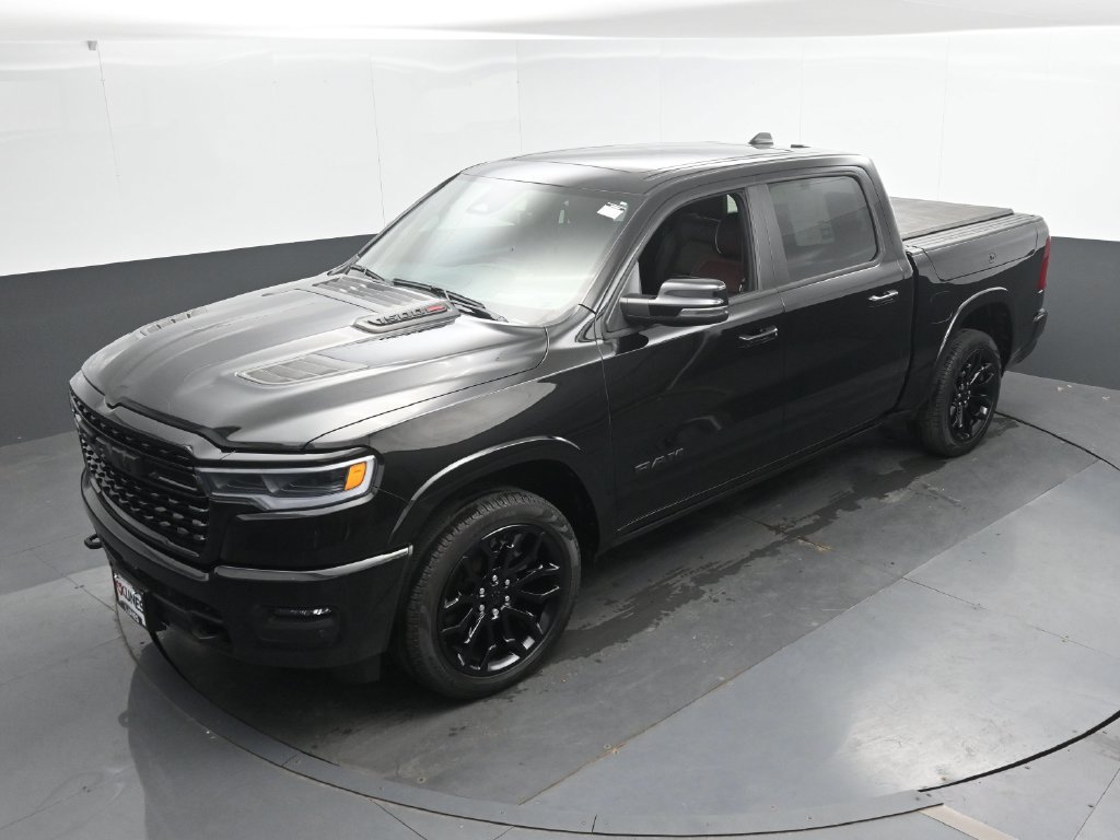 Used 2025 RAM 1500 Limited AWD/4WD image 39