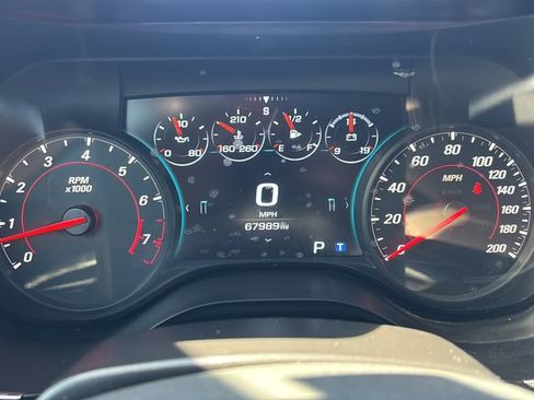 Used 2018 Chevrolet Camaro SS RWD image 15