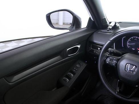 Used 2025 Honda Civic Sport image 24