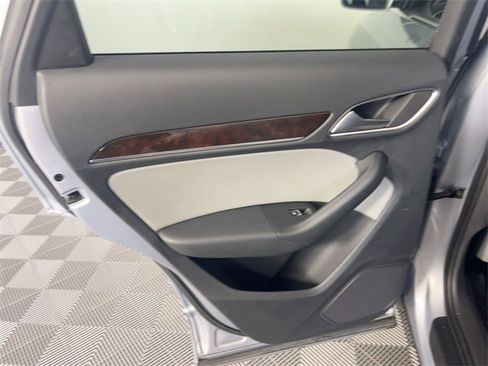 Used 2017 Audi Q3 2.0T Premium Plus w/ Premium Plus Package image 21