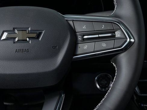 New 2026 Chevrolet Traverse Z71 w/ LPO, Floor Liner Package image 11