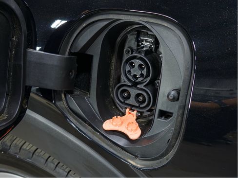 Used 2023 Chevrolet Bolt EUV LT w/ Driver Confidence Package FWD image 5