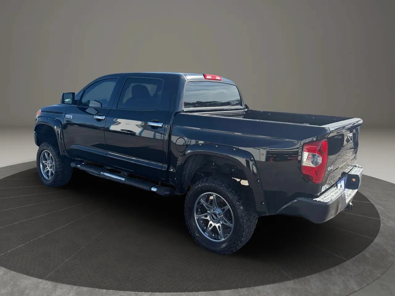 Used 2014 Toyota Tundra Platinum AWD/4WD image 3
