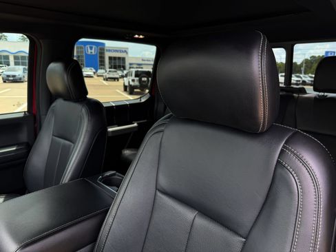Used 2020 Ford F150 Lariat w/ Equipment Group 502A Luxury AWD/4WD image 14