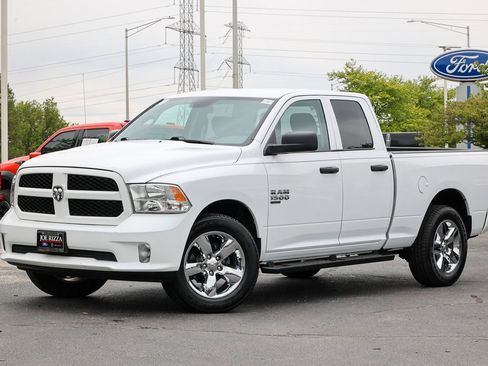 Used 2019 RAM 1500 Express w/ Express Value Package AWD/4WD image 2