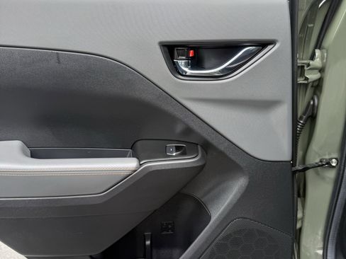 Used 2025 Subaru Crosstrek 2.5i Limited image 12