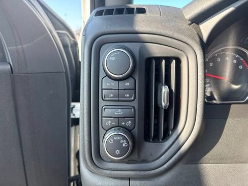 Used 2021 Chevrolet Silverado 1500 Custom Trail Boss w/ Realtree Special Edition AWD/4WD image 28