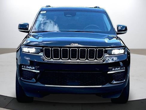 Used 2023 Jeep Grand Cherokee 4WD 4xe image 3