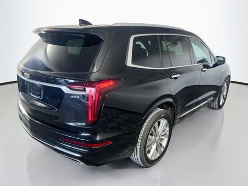 Used 2023 Cadillac XT6 Premium Luxury AWD/4WD image 8