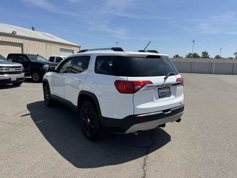 Used 2019 GMC Acadia SLT image 9