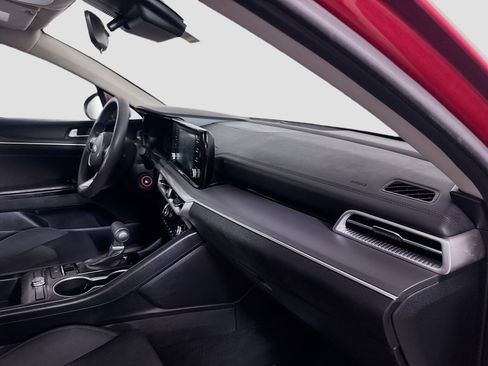 Used 2021 Kia K5 LX image 29