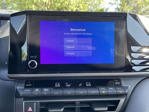 Used 2025 Toyota Camry SE w/ Convenience Package FWD image 35