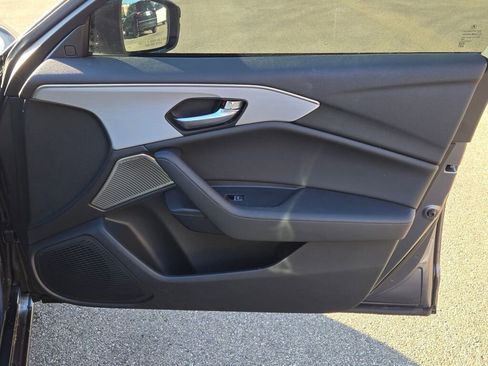 Used 2023 Acura TLX w/ Technology Package image 10